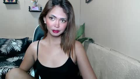 Snapshot of miasexxie chatting on 7, 7, 2026 mia online show from 7, 7, 2026