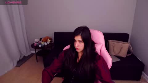 Miayna Silk online show from 3, 3, 2025