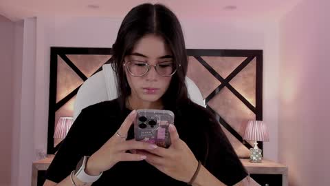 Snapshot of miasilverr chatting on 16, 1, 2025 Mia online show from 16, 1, 2025