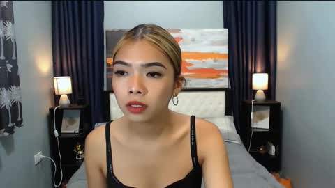 Snapshot of miasmith09 chatting on 3, 2, 2026 Pau and jence online show from 3, 2, 2026