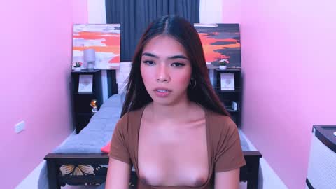 Snapshot of miasmith09 chatting on 10, 4, 2026 Pau and jence online show from 10, 4, 2026