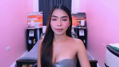 Snapshot of miasmith09 chatting on 10, 5, 2026 Pau and jence online show from 10, 5, 2026