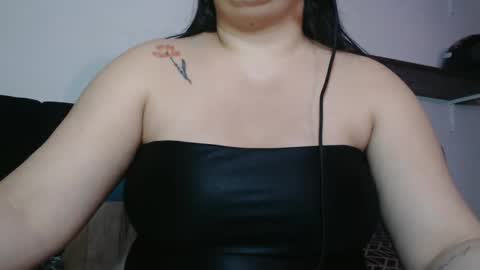 Snapshot of miasp chatting on 5, 10, 2025 MiaSP online show from 5, 10, 2025