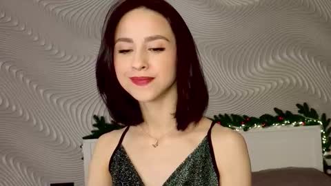 Mia online show from 23, 12, 2025