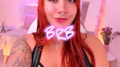 Mia Thaylor online show from 3, 12, 2025