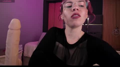 Snapshot of miatorres4 chatting on 10, 3, 2026 miatorres4 online show from 10, 3, 2026