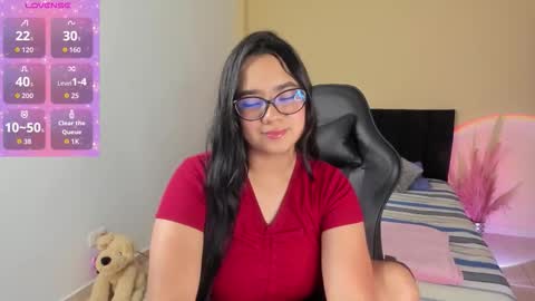Snapshot of miavarela_ chatting on 19, 10, 2025 Mia Varela online show from 19, 10, 2025