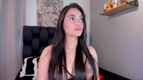 Snapshot of miavelvet1 chatting on 3, 10, 2025 miavelvet1 online show from 3, 10, 2025