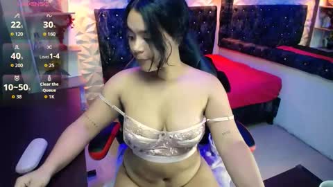 mia online show from 15, 10, 2025