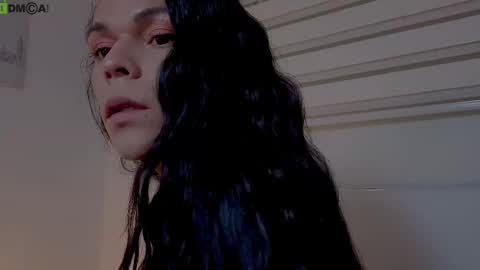 Mia online show from 2, 11, 2025