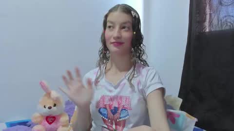 Snapshot of miavolkova_ chatting on 9, 9, 2025  Chloe  online show from 9, 9, 2025