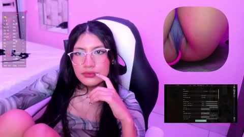 mia online show from 30, 1, 2025