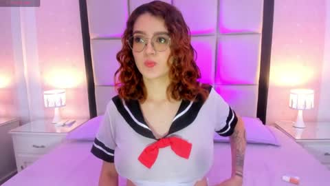 Mia winx  online show from 14, 4, 2026