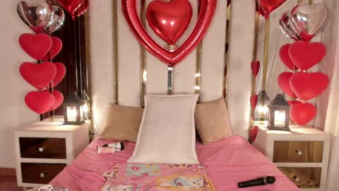 Snapshot of micaelahott_ chatting on 1, 2, 2025 micaelahott_ online show from 1, 2, 2025