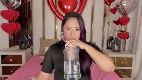 Snapshot of micaelahott_ chatting on 20, 2, 2025 micaelahott_ online show from 20, 2, 2025