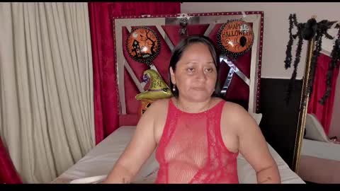 Snapshot of micaelahott_ chatting on 20, 10, 2025 micaelahott_ online show from 20, 10, 2025