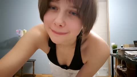 Luna online show from 6, 10, 2025