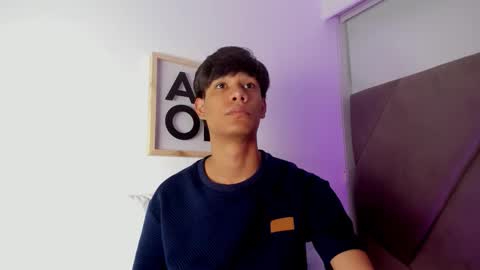 Snapshot of michael_vidal chatting on 31, 10, 2025 michael_vidal online show from 31, 10, 2025