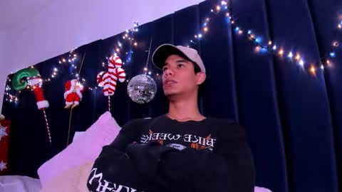 Snapshot of michael_vidal chatting on 5, 12, 2025 michael_vidal online show from 5, 12, 2025