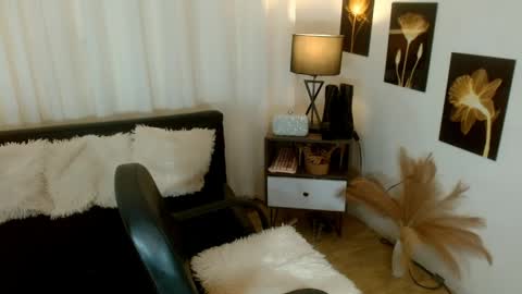 Snapshot of michaelagoddess chatting on 8, 4, 2026 michaelagoddess online show from 8, 4, 2026