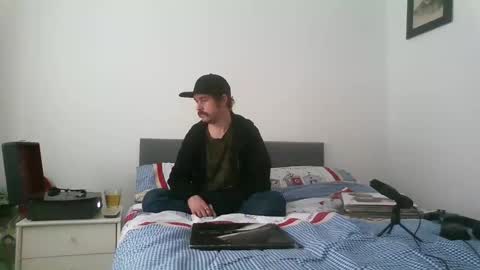 michaelmorgan387 online show from 20, 4, 2026