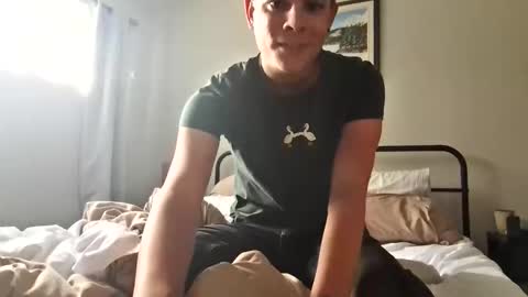 michaeltwinkboy online show from 13, 5, 2026
