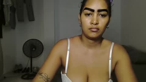 Snapshot of micheldelatorre69 chatting on 23, 9, 2025 MichelandDavid online show from 23, 9, 2025