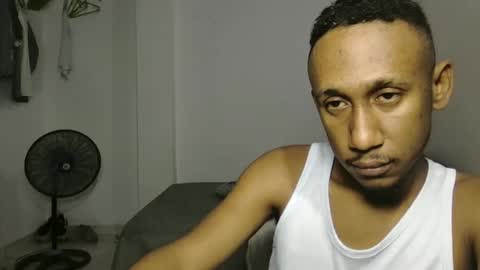 Snapshot of micheldelatorre69 chatting on 28, 9, 2025 MichelandDavid online show from 28, 9, 2025