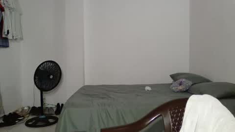 Snapshot of micheldelatorre69 chatting on 20, 11, 2025 MichelandDavid online show from 20, 11, 2025