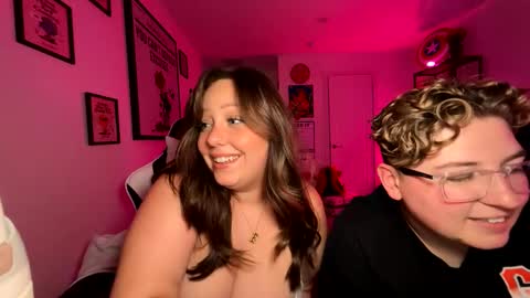 Snapshot of michelebussexx chatting on 21, 10, 2025 michelebussexx online show from 21, 10, 2025