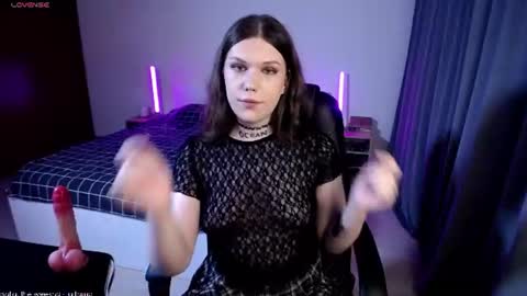 MicheleDoll online show from 15, 6, 2026