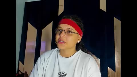 Snapshot of michell_rs chatting on 17, 9, 2025 michell_rs online show from 17, 9, 2025