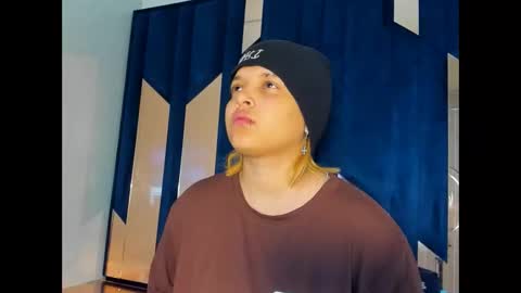 michell_rs online show from 4, 11, 2025