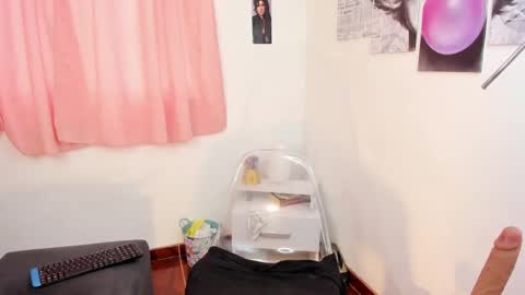 Michelle online show from 6, 3, 2025