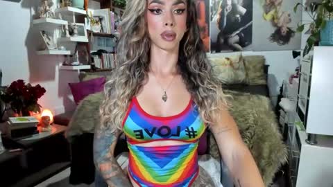 Snapshot of michelleapihel chatting on 3, 6, 2026 michelle apihel online show from 3, 6, 2026