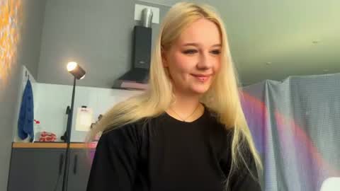 Snapshot of michellemargiela chatting on 31, 7, 2026 Michelle3 online show from 31, 7, 2026