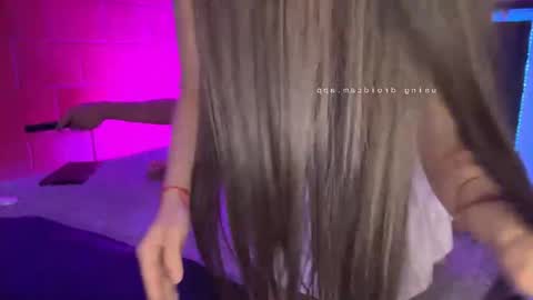 Snapshot of michellepetitte chatting on 5, 2, 2026 michellepetitte online show from 5, 2, 2026