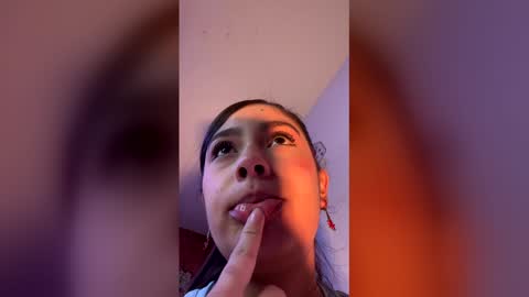 Snapshot of michellepetitte chatting on 21, 4, 2026 michellepetitte online show from 21, 4, 2026