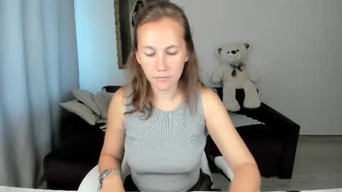 Snapshot of michellewoitsik chatting on 16, 6, 2026 Michelle online show from 16, 6, 2026