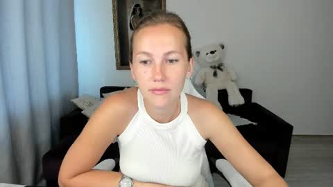 Snapshot of michellewoitsik chatting on 24, 7, 2026 Michelle online show from 24, 7, 2026