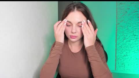 Michellee online show from 5, 11, 2025