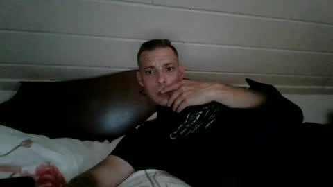 Snapshot of michelozz086 chatting on 17, 7, 2026 michelozz086 online show from 17, 7, 2026