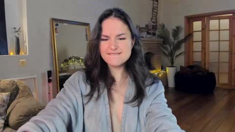 Snapshot of michi_souffl chatting on 14, 2, 2025 Michi online show from 14, 2, 2025