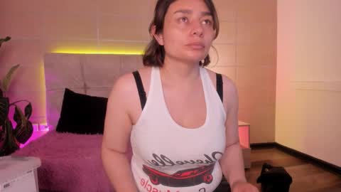 Snapshot of michonne_09 chatting on 15, 3, 2026 michonne_09 online show from 15, 3, 2026