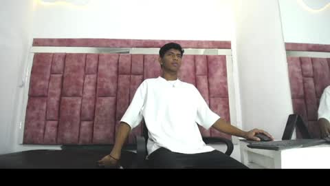 Snapshot of mick_storm chatting on 10, 4, 2026 Mick storm online show from 10, 4, 2026