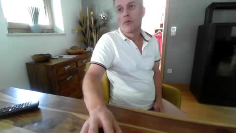 microsbody online show from 26, 6, 2026