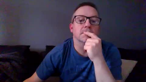 Snapshot of middleton2021 chatting on 10, 4, 2026 middleton2021 online show from 10, 4, 2026