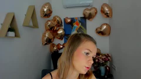 Snapshot of midnighteaura chatting on 12, 2, 2026 midnighteaura online show from 12, 2, 2026