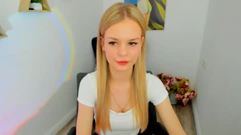 midnighteaura online show from 24, 5, 2026