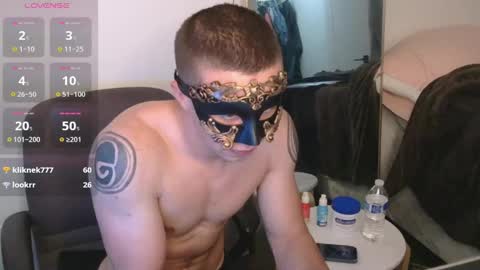 Snapshot of midnightmasc chatting on 5, 5, 2026 midnightmasc online show from 5, 5, 2026